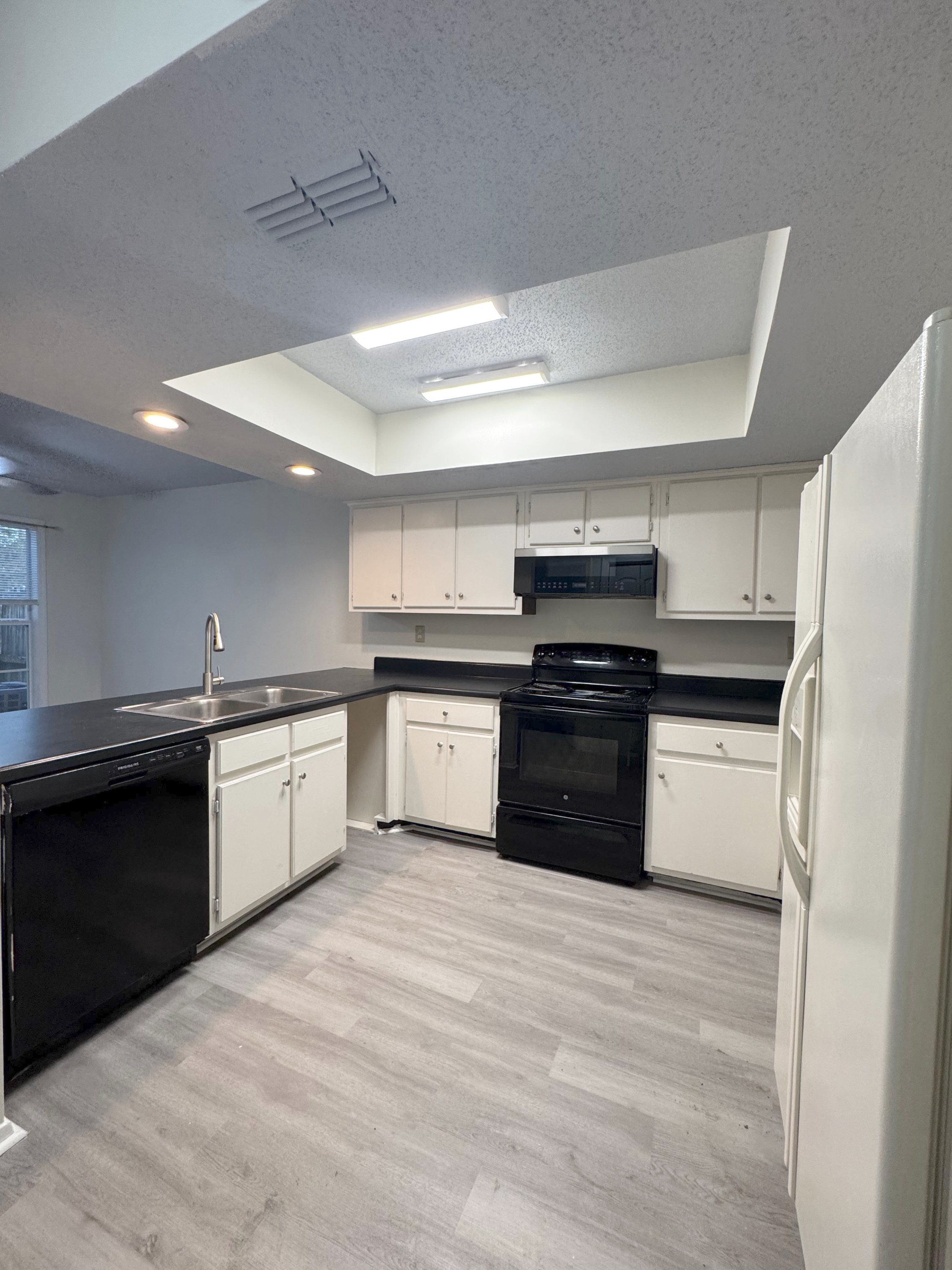 3092 South Wesley Court